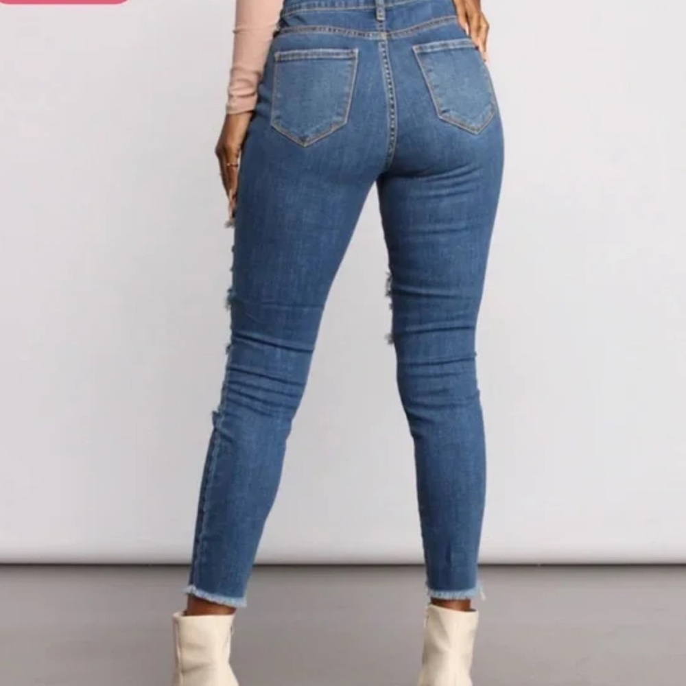 Cello Super High Rise Distressed Cut off Jeans - Picture 6 of 13